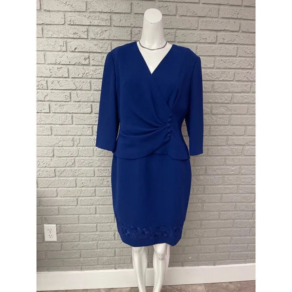 Donna Morgan Women Petite Blue Embroidered Hem Dress Size 10P